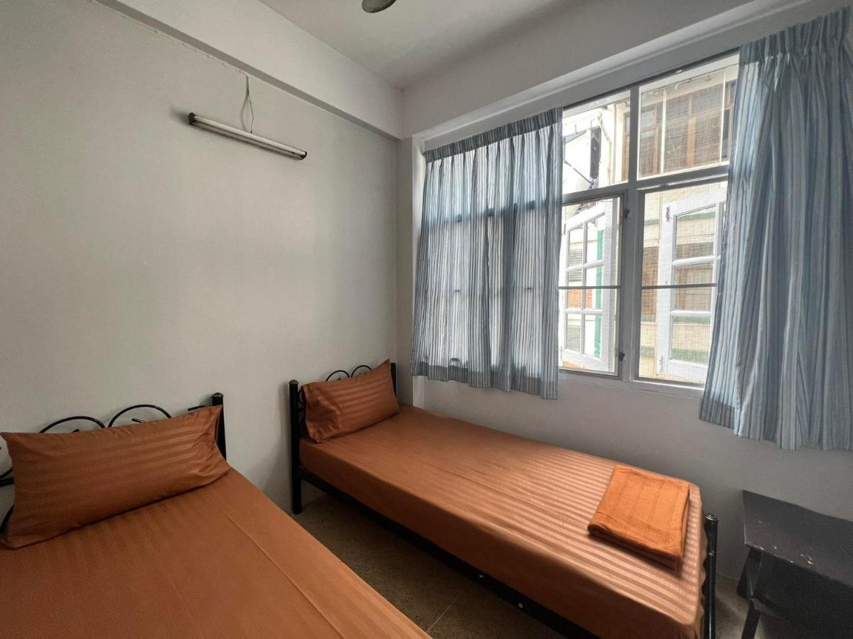 Merry V Guesthouse Bangkok Zewnętrze zdjęcie