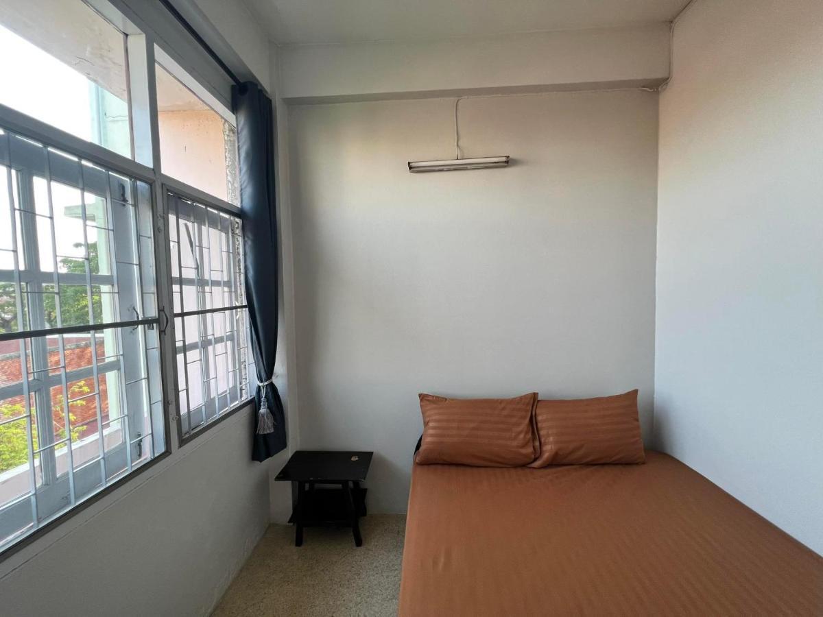 Merry V Guesthouse Bangkok Zewnętrze zdjęcie